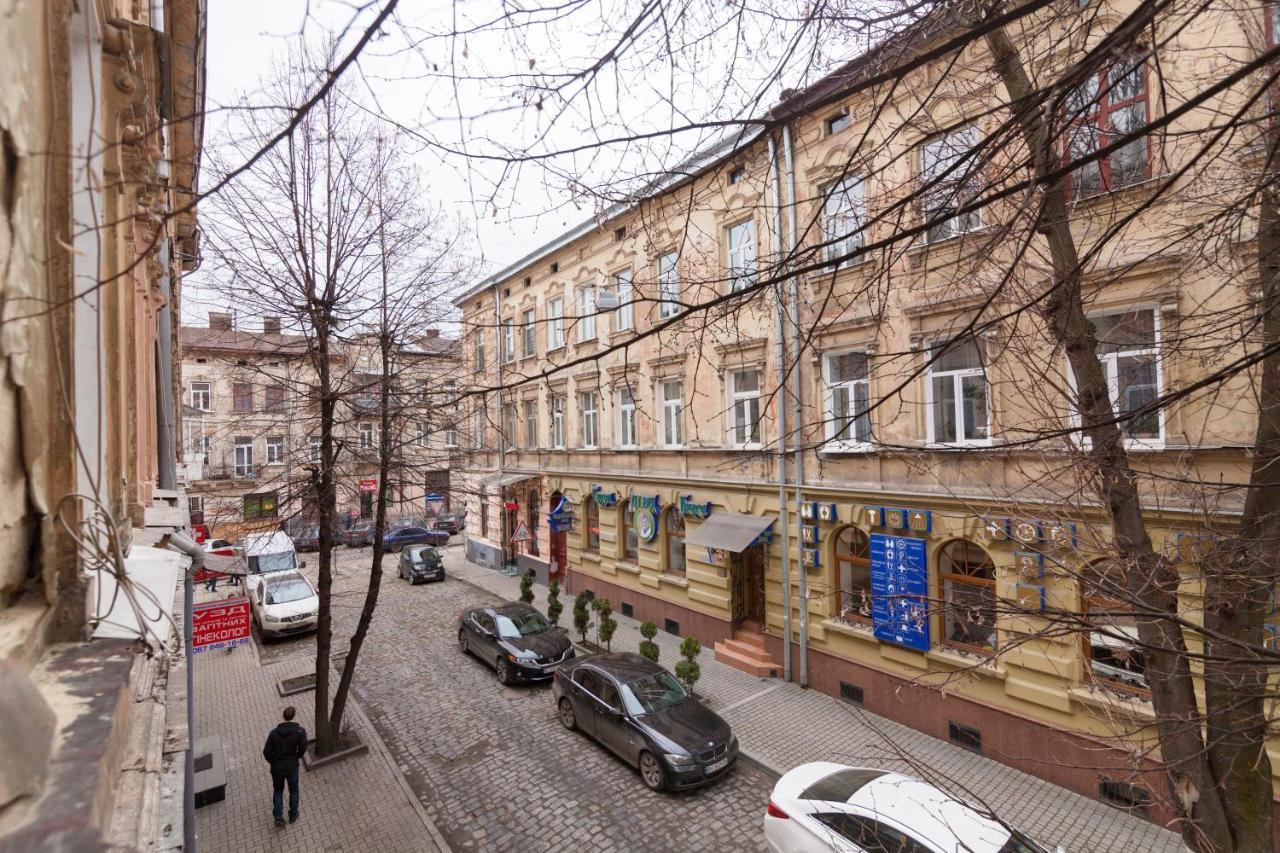 3Х Комнатная Уютная Квартира В Центре Львова Exterior photo